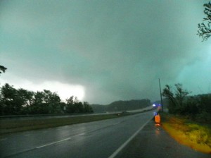 athenstorn4thm 300x224 2014 Alabama Outbreak  Live Stormchase Video 